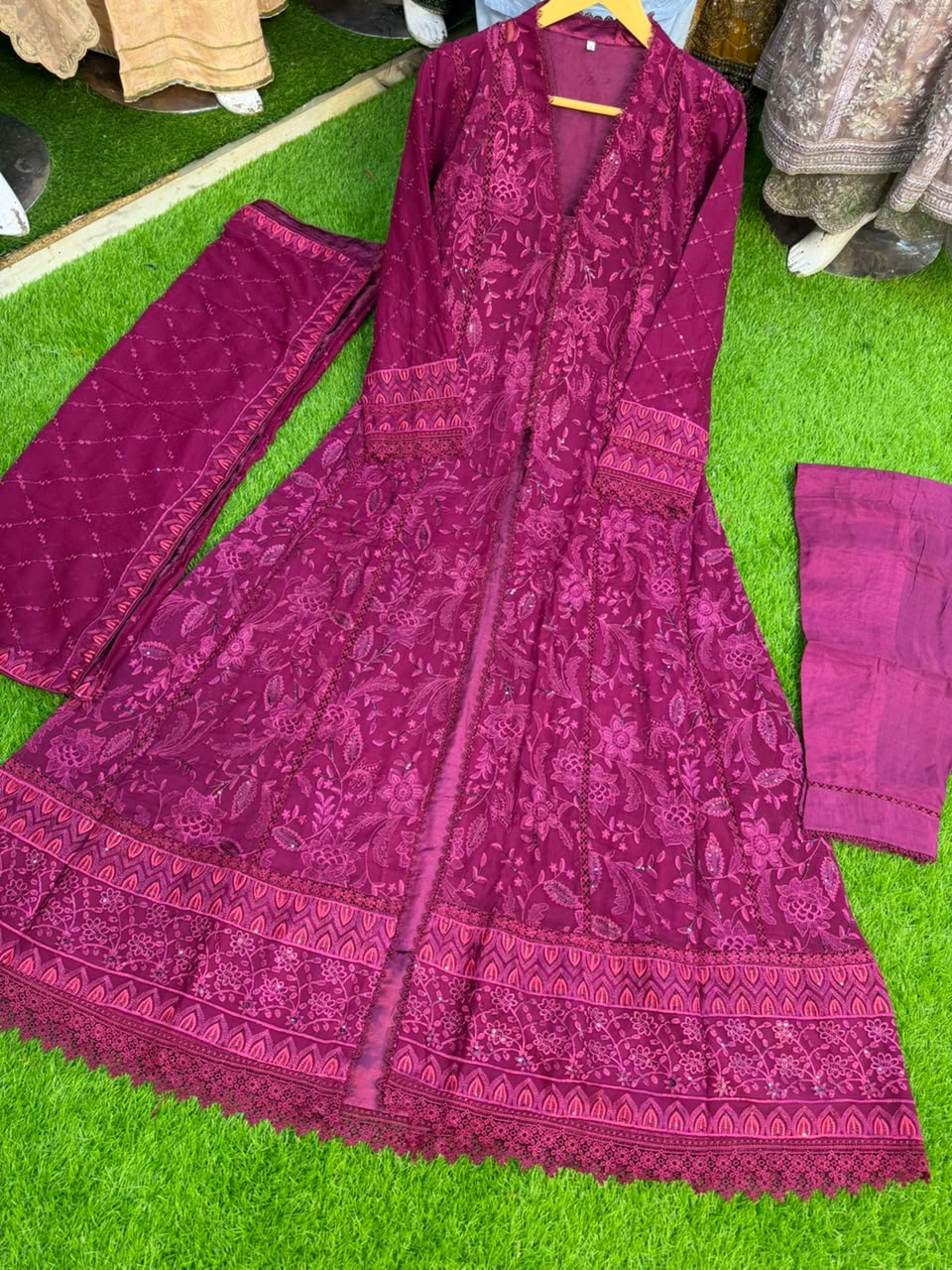 MXI-001 Embroidered Maxi 3PC