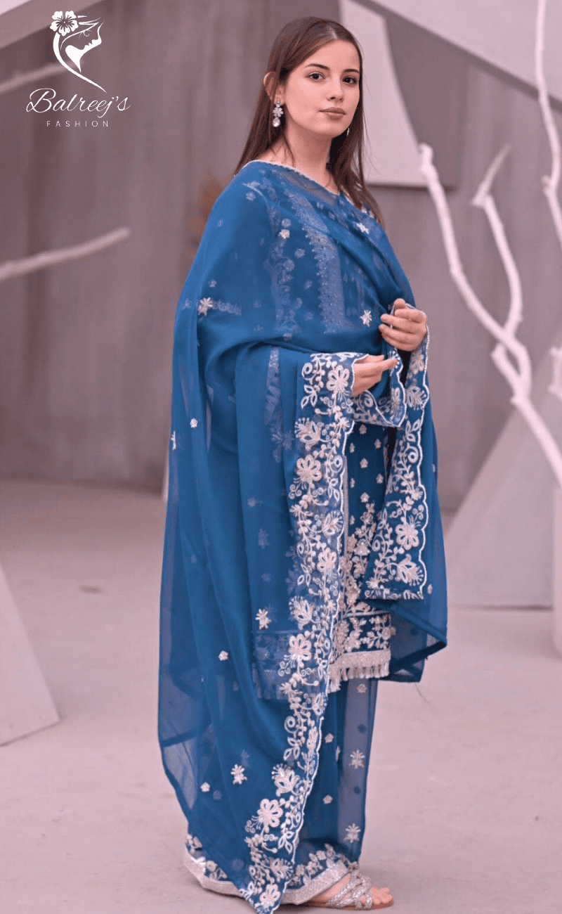 Dur-e-Fishan Silver Embroidered Suit image 2