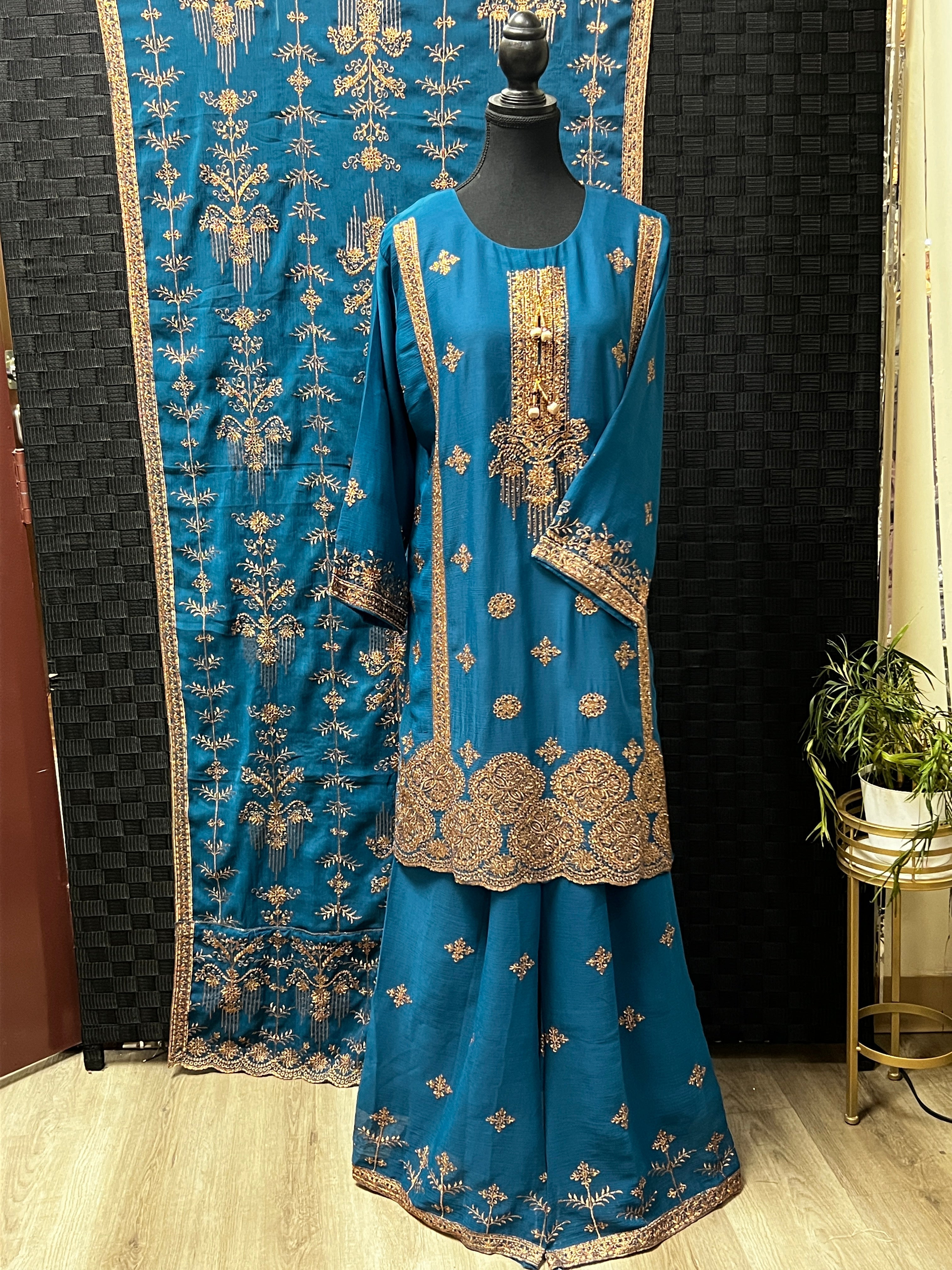 BF - 028 3PC Golden Zari & Stone Work Suit | Luxury Wedding Wear Ensemble - Boutique By MaryamBoutique By MaryamBoutique By MaryamBF-028-HOT PInk-Shot - pinksBF - 028 3PC Golden Zari & Stone Work Suit | Luxury Wedding Wear Ensemble