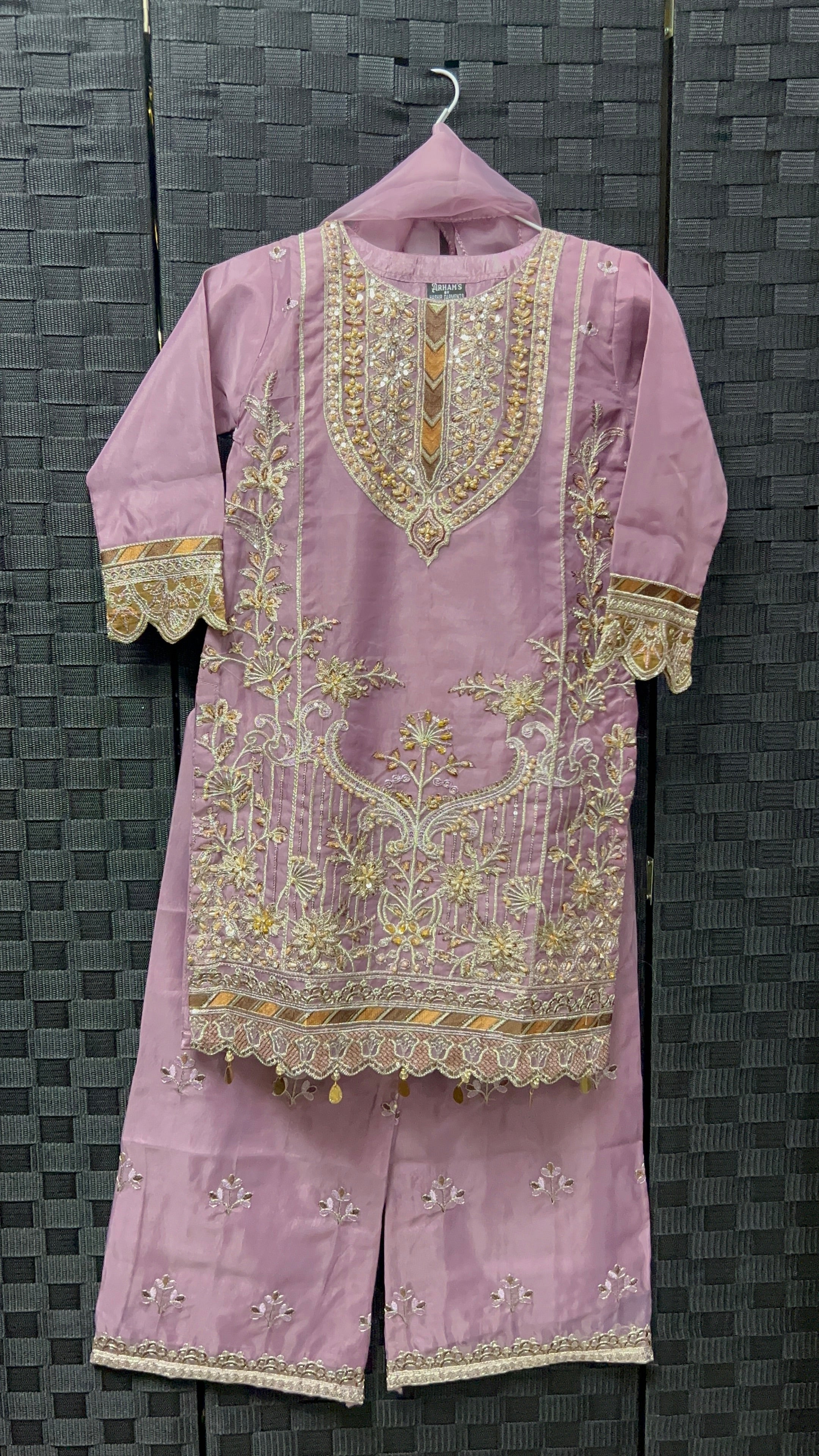 BMK - 013 | Pastel Purple Organza Set with Light Gold Embellishments - Boutique By MaryamBoutique By MaryamBoutique By Maryam26BMK - 013 | Pastel Purple Organza Set with Light Gold Embellishments