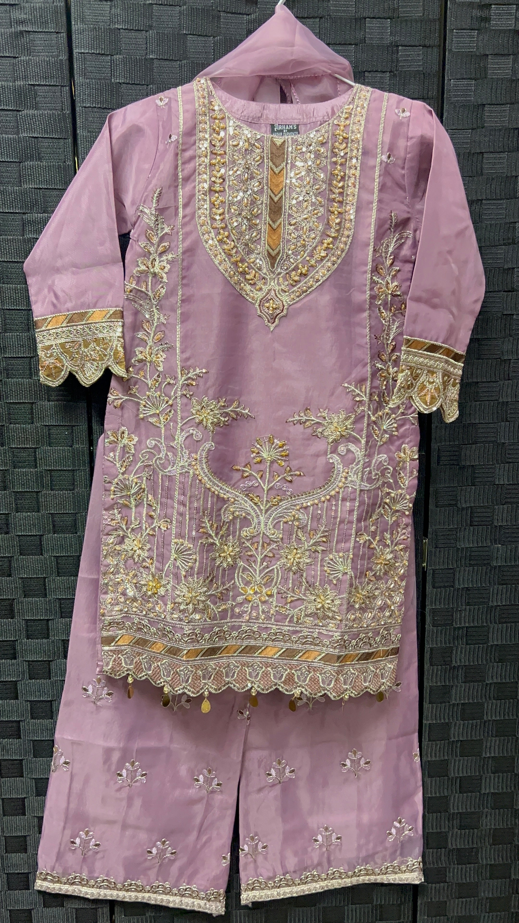 BMK - 013 | Pastel Purple Organza Set with Light Gold Embellishments - Boutique By MaryamBoutique By MaryamBoutique By Maryam26BMK - 013 | Pastel Purple Organza Set with Light Gold Embellishments