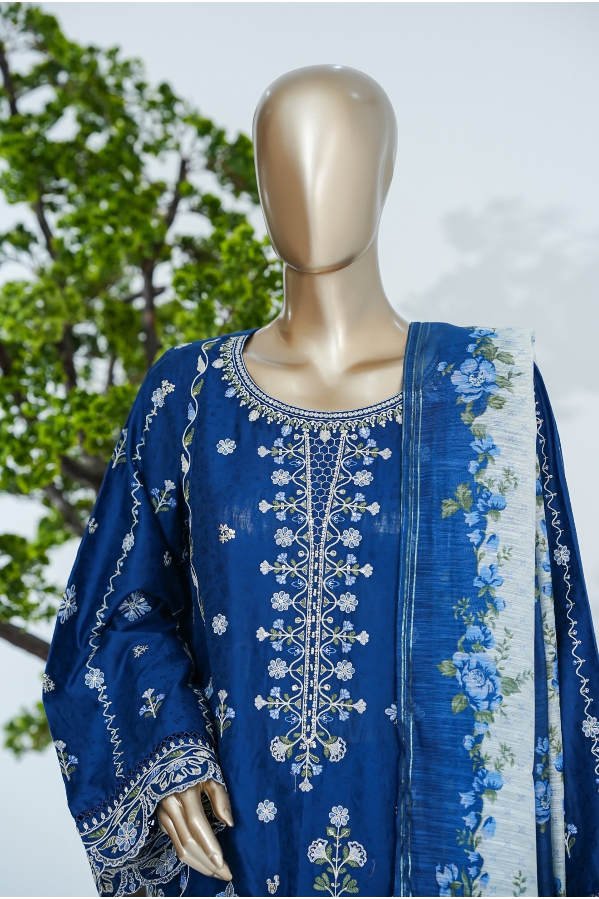 BS - 001 - Bin Saeed Embroidered Printed Lawn - Royal Blue - Boutique By MaryamBoutique By MaryamBoutique By MaryamsBS - 001 - Bin Saeed Embroidered Printed Lawn - Royal Blue