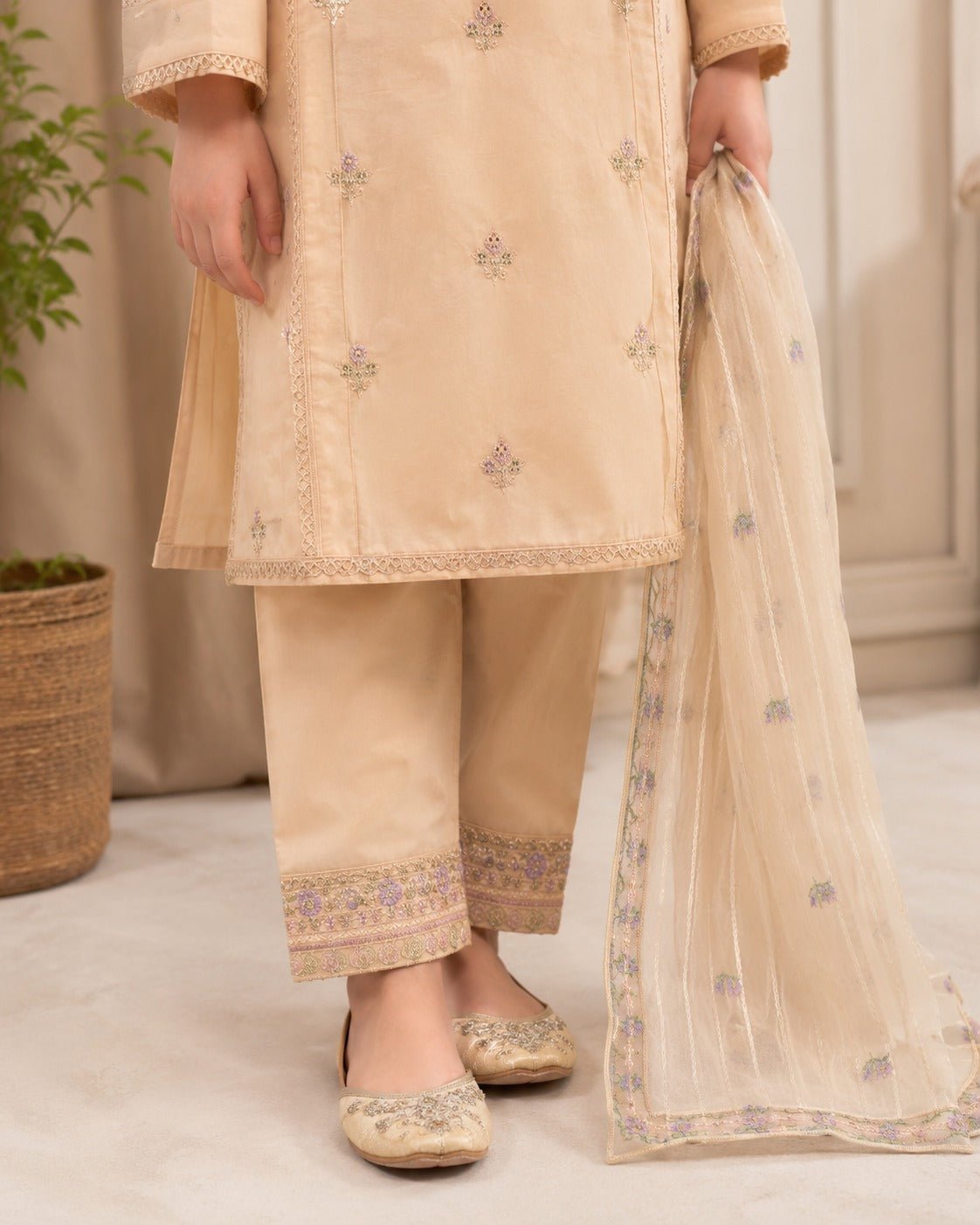 KD - 07 Fuchsia Girls Embroidered 2 - Piece Kurta & Sharara Set – Traditional Dress for Girls - Boutique By MaryamBoutique By MaryamBoutique By MaryamBM-KD-00724KD - 07 Fuchsia Girls Embroidered 2 - Piece Kurta & Sharara Set – Traditional Dress for Girls