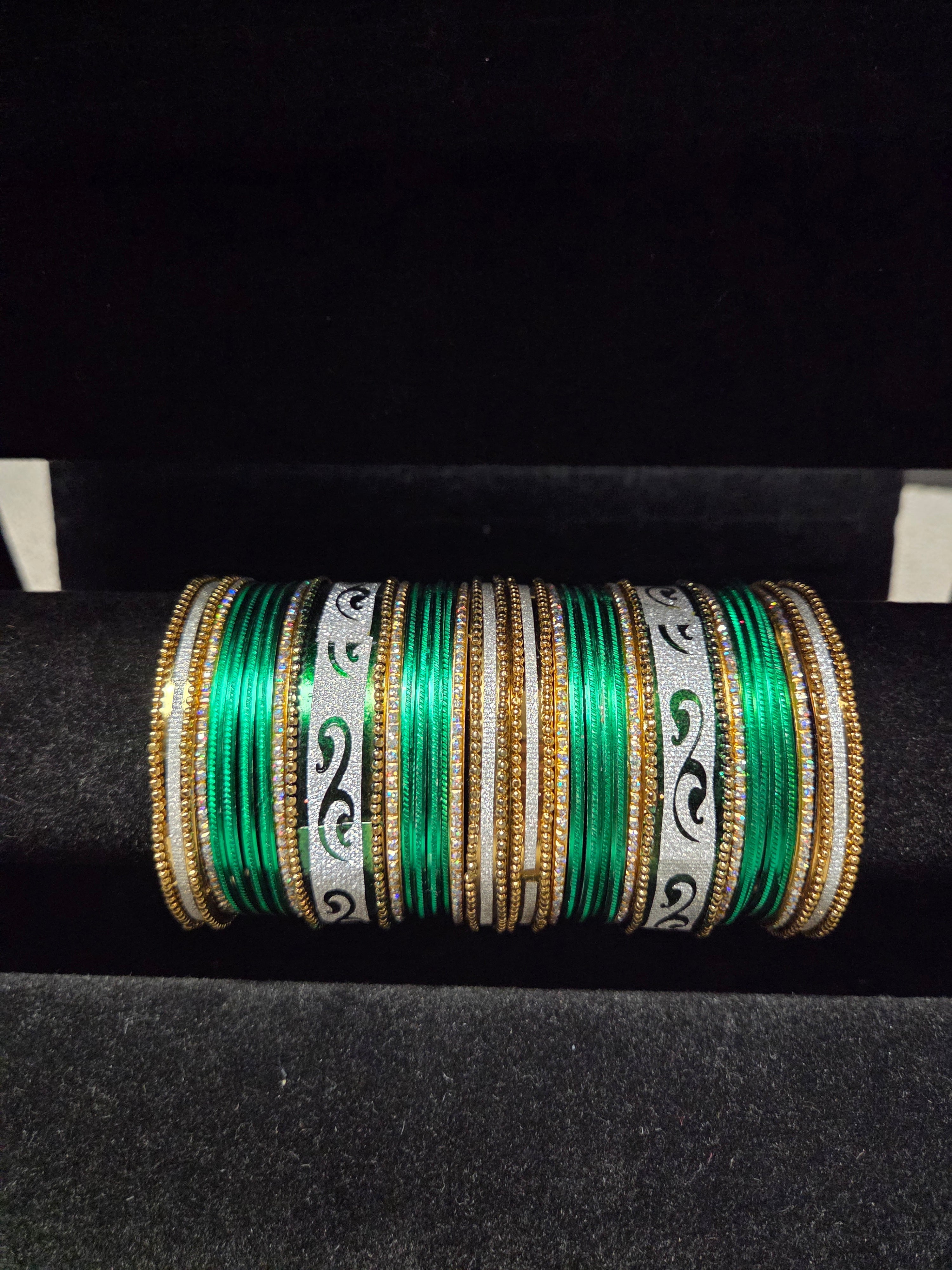 Premium Metal Bangles with High - Shine Gold & Silver Lacquer Finish - Boutique By MaryamBoutique By MaryamBoutique By Maryamgreen2.4Premium Metal Bangles with High - Shine Gold & Silver Lacquer Finish