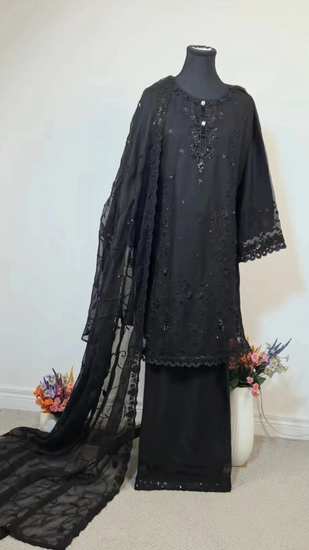 Premium Embroidered Chiffon Ensemble – Exquisite Thread Work & Hand-Placed Embellishments