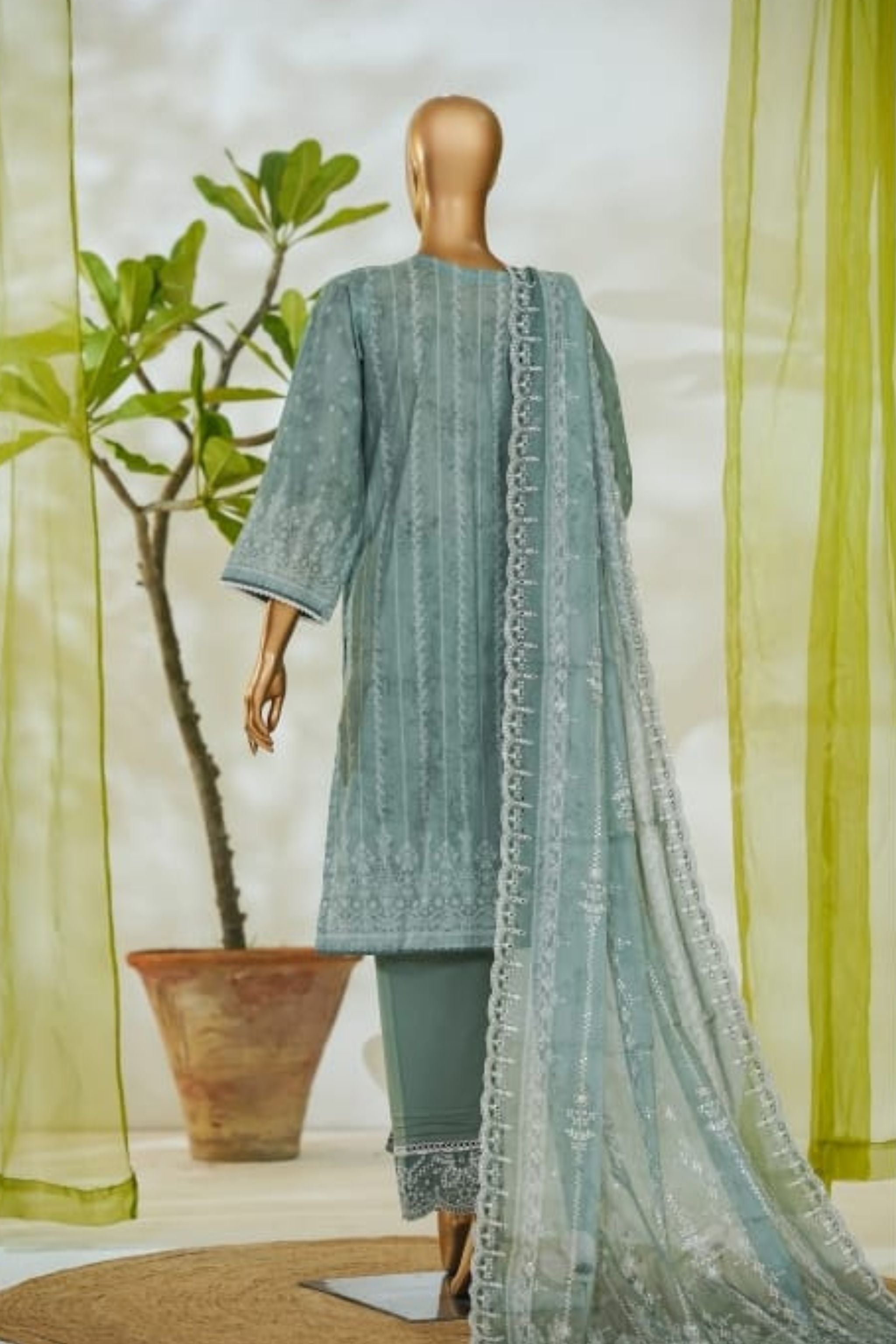 WCE - 04 Bin Saeed Original White Chikankari Embroidered Suit - Size XL - Boutique By MaryamBoutique By MaryamBoutique By MaryamCE-04-light silverlight - silverxlWCE - 04 Bin Saeed Original White Chikankari Embroidered Suit - Size XL